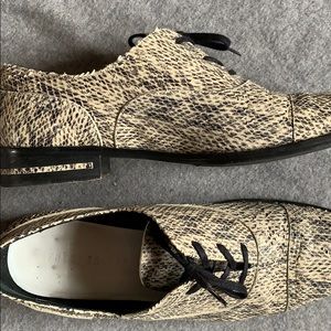 Frēda Salvador Dame Oxford